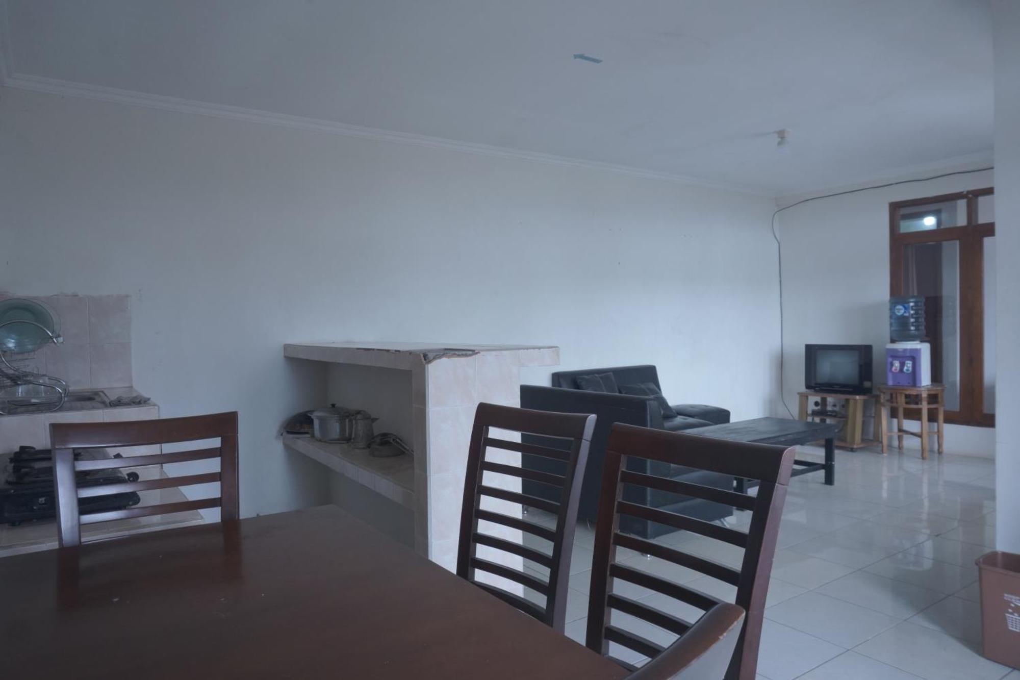 Oyo Life 92977 Neba Kost Aesthetic Hotel Peladen Екстериор снимка