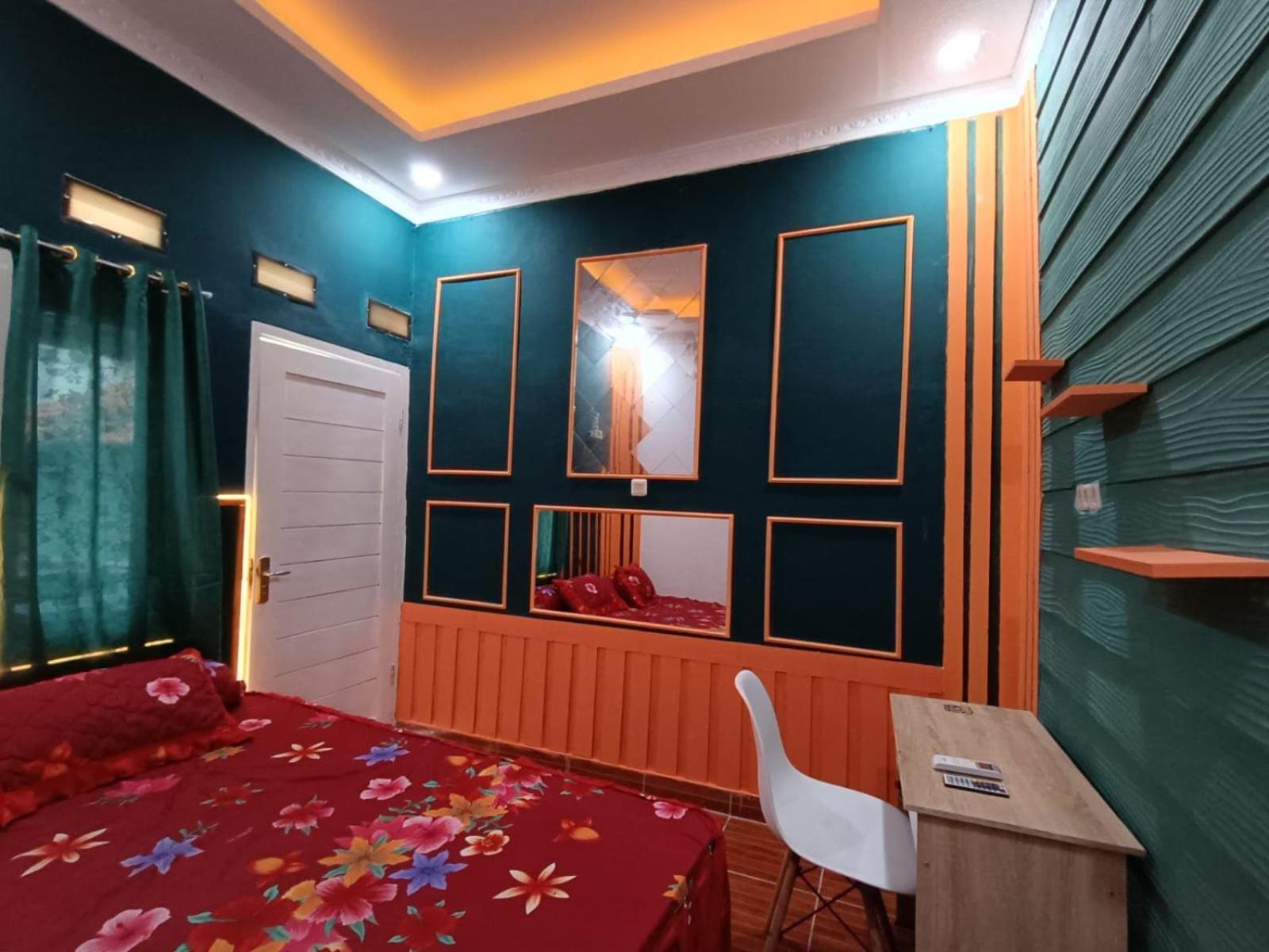 Oyo Life 92977 Neba Kost Aesthetic Hotel Peladen Екстериор снимка